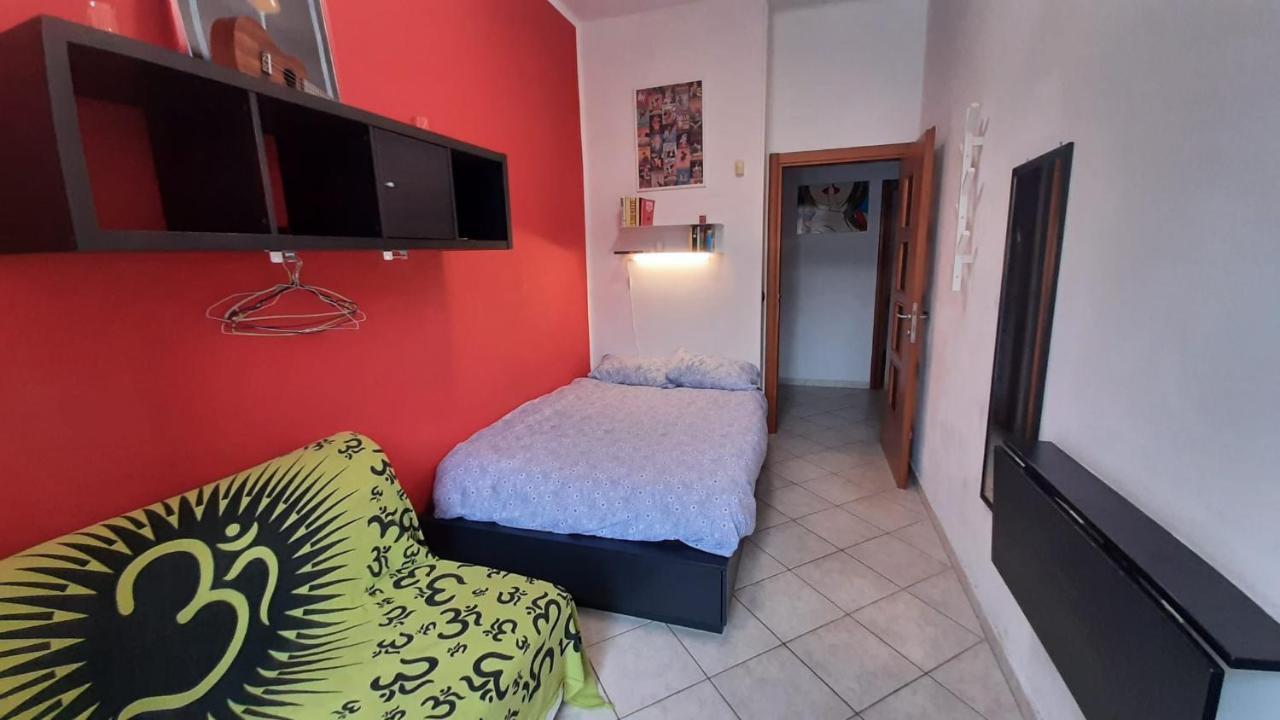 Cozy Room Stanza Close City Center In A Family House Stanza In Appartamento Condiviso Noi Viviamo In Casa Stanza In Affitto Torino Kültér fotó