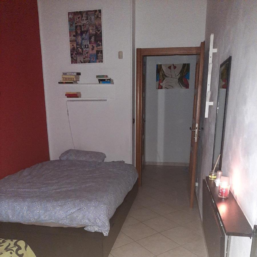 Cozy Room Stanza Close City Center In A Family House Stanza In Appartamento Condiviso Noi Viviamo In Casa Stanza In Affitto Torino Kültér fotó