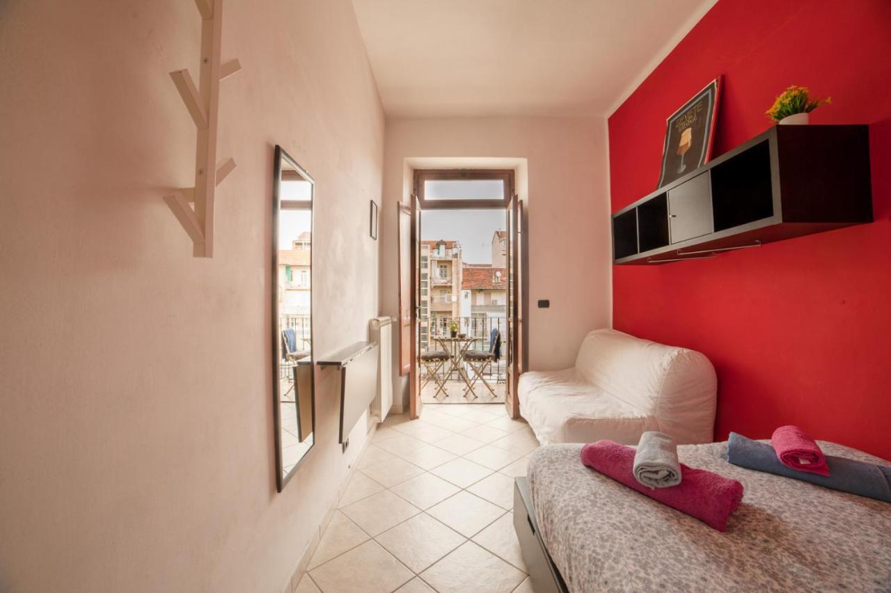 Cozy Room Stanza Close City Center In A Family House Stanza In Appartamento Condiviso Noi Viviamo In Casa Stanza In Affitto Torino Kültér fotó